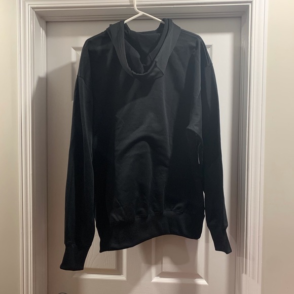 Majestic Black Hoodie - L - Picture 2 of 4